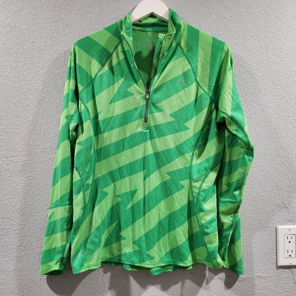 Nike Dry fit pullover womens sweatshirt.